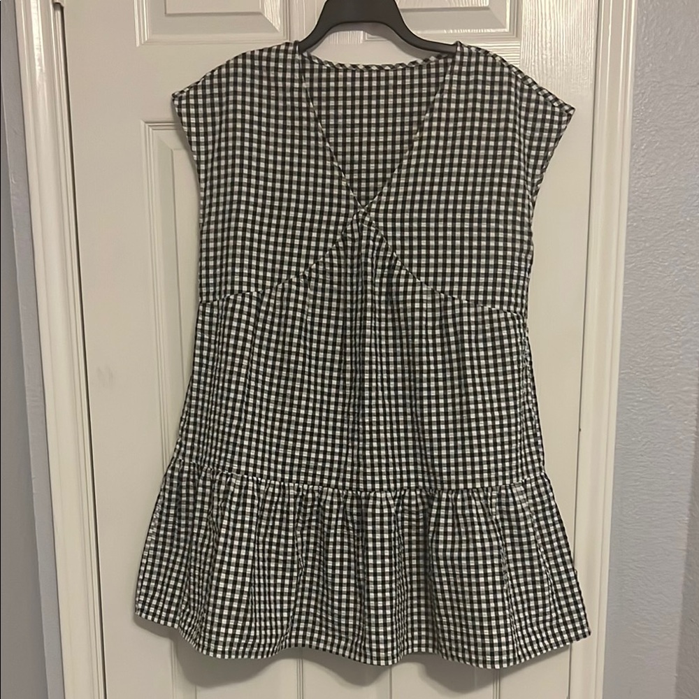 Classic Black and White Gingham Dress Size Medium